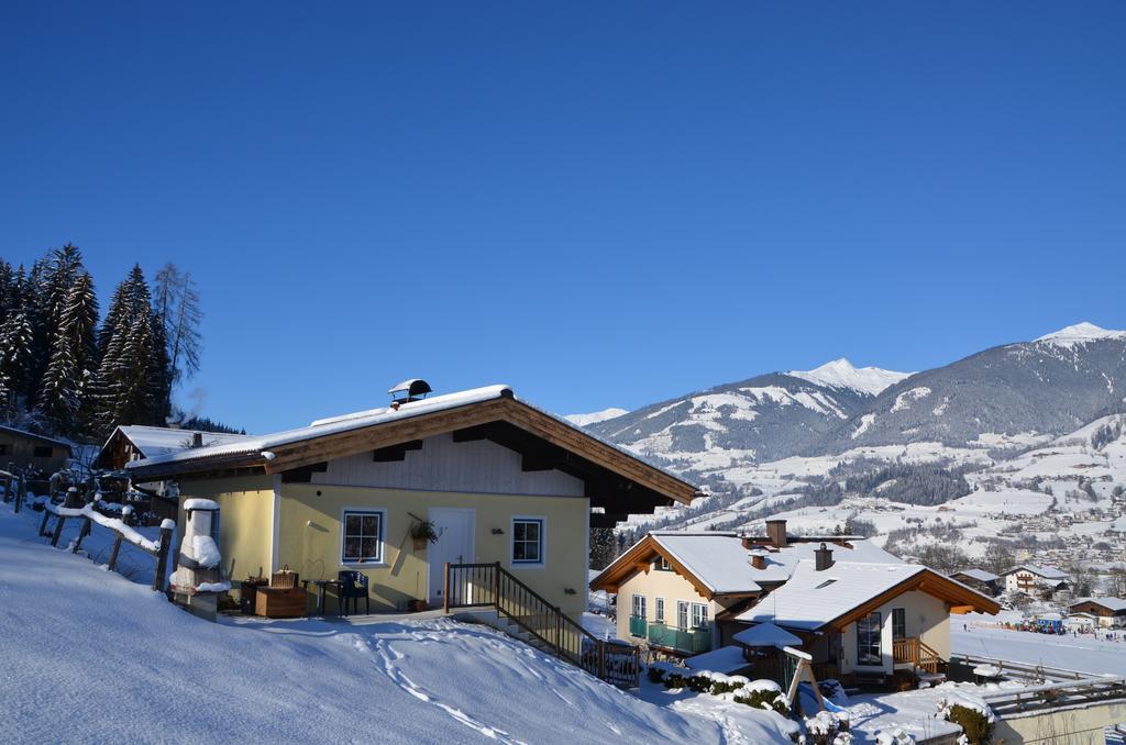 Ferienhaus Niedernsill Kamer foto
