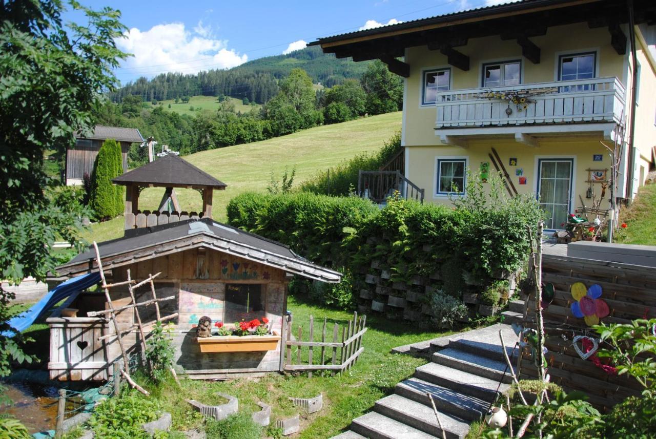 Ferienhaus Niedernsill Buitenkant foto